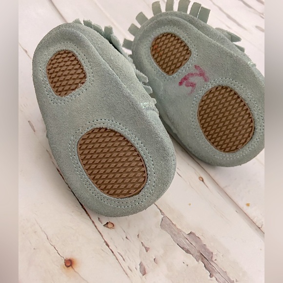 SoJo Leather Moccasins for Baby (Size 2: 0-6 months) - Picture 6 of 6